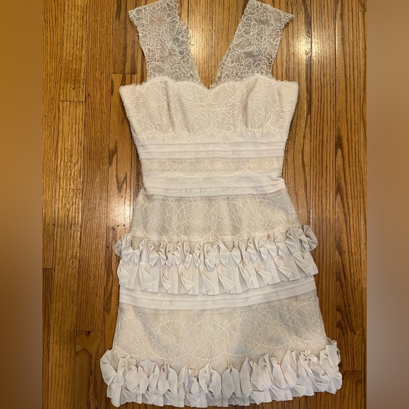 BCBGMaxAzria Vanilla Aglaia Lacy Ivory Cocktail Dress - Picture 5 of 11